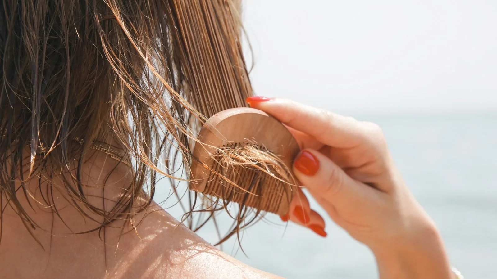 Cuidado del cabello en verano con Simone Trichology: Detén la caída del cabello en otoño