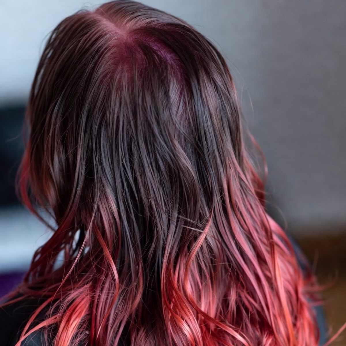 do dyes change the nature of hair Social